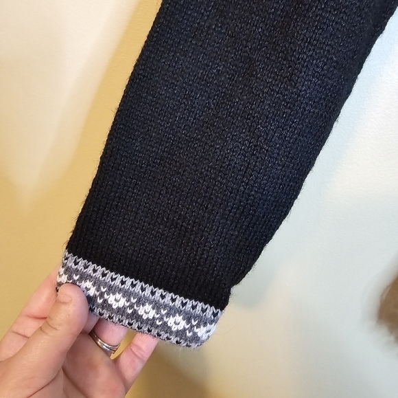 The Alpaca Connection Hooded long sleeve Sweater Size Small NWT - Picture 3 of 9